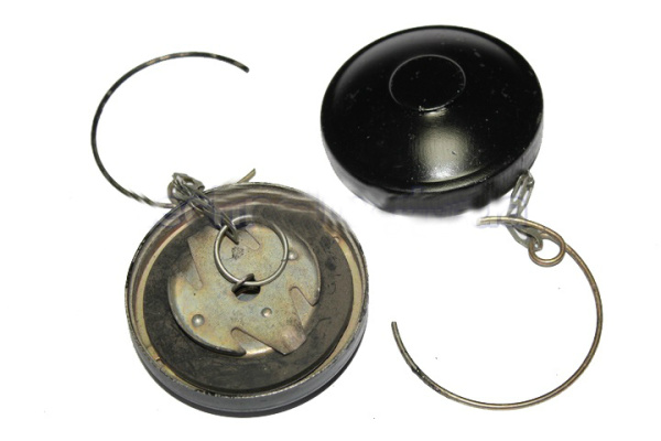 Крышка б/бака мет. 69-1103010-95 "УАЗ"