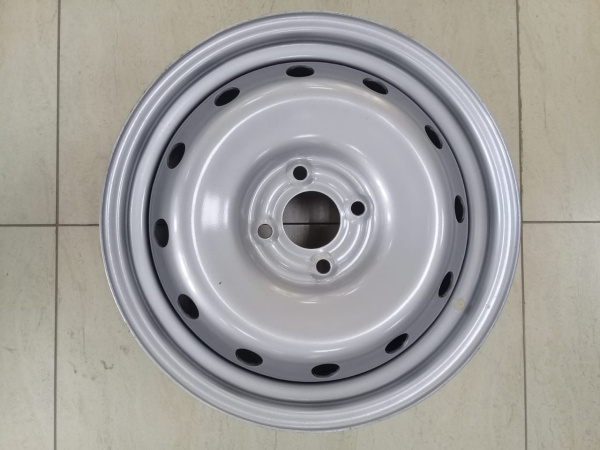 Диск колеса Largus, Vesta, Almera new серебро 6JX 15H2 4*100 ET50 D60.1 403005459R-15-63