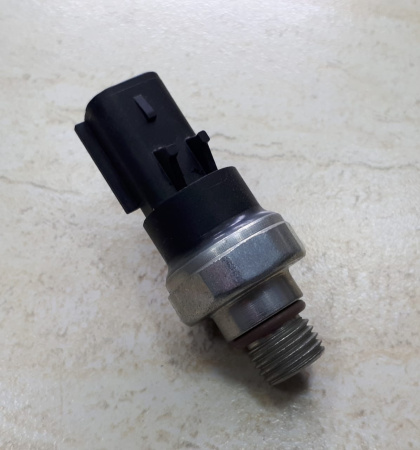 Датчик давления масла аварийный Cummins 2.8/3.8 ISF,ISBe,ISDe,ISLe350   4076930